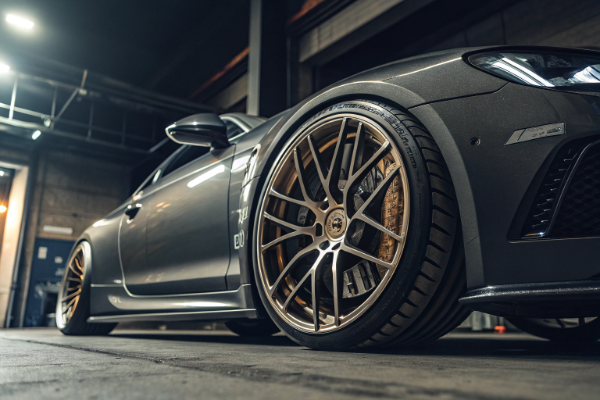 Custom forged wheels with low profile tires