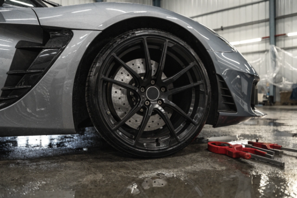 damaged forged wheel
