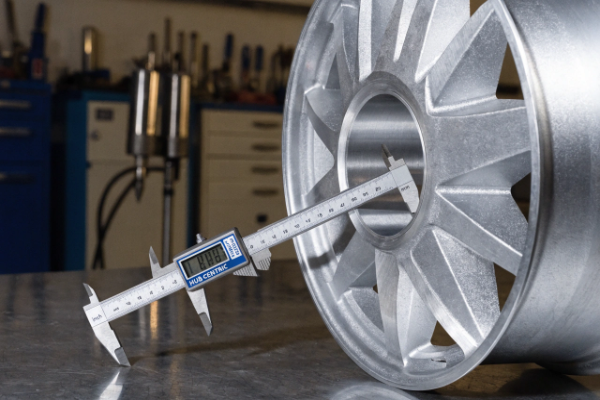 Measuring wheel center bore diameter for hub-centric check