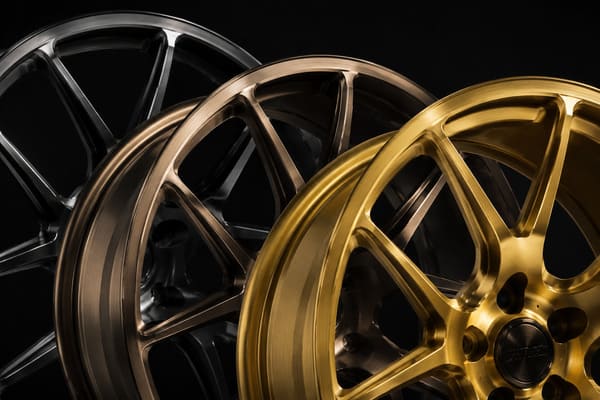 How anodizing changes wheel appearance and durability Anodized forged wheels showing color depth and surface finish
