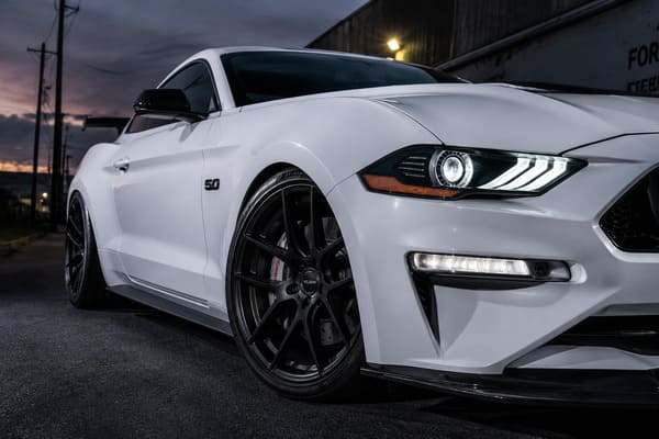 Black Wheels on White Mustang GT