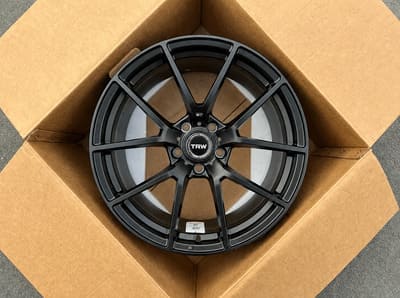 TRW208