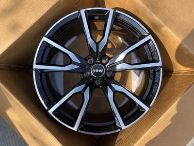 TRW228