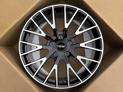 TRW438