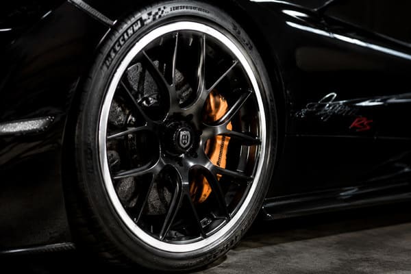 Do black cars look better with black rims Black rims on black car contrast detail examples
